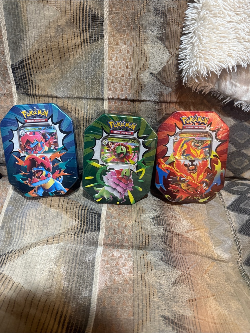 Pokemon Ascended hero’s tin New Sealed